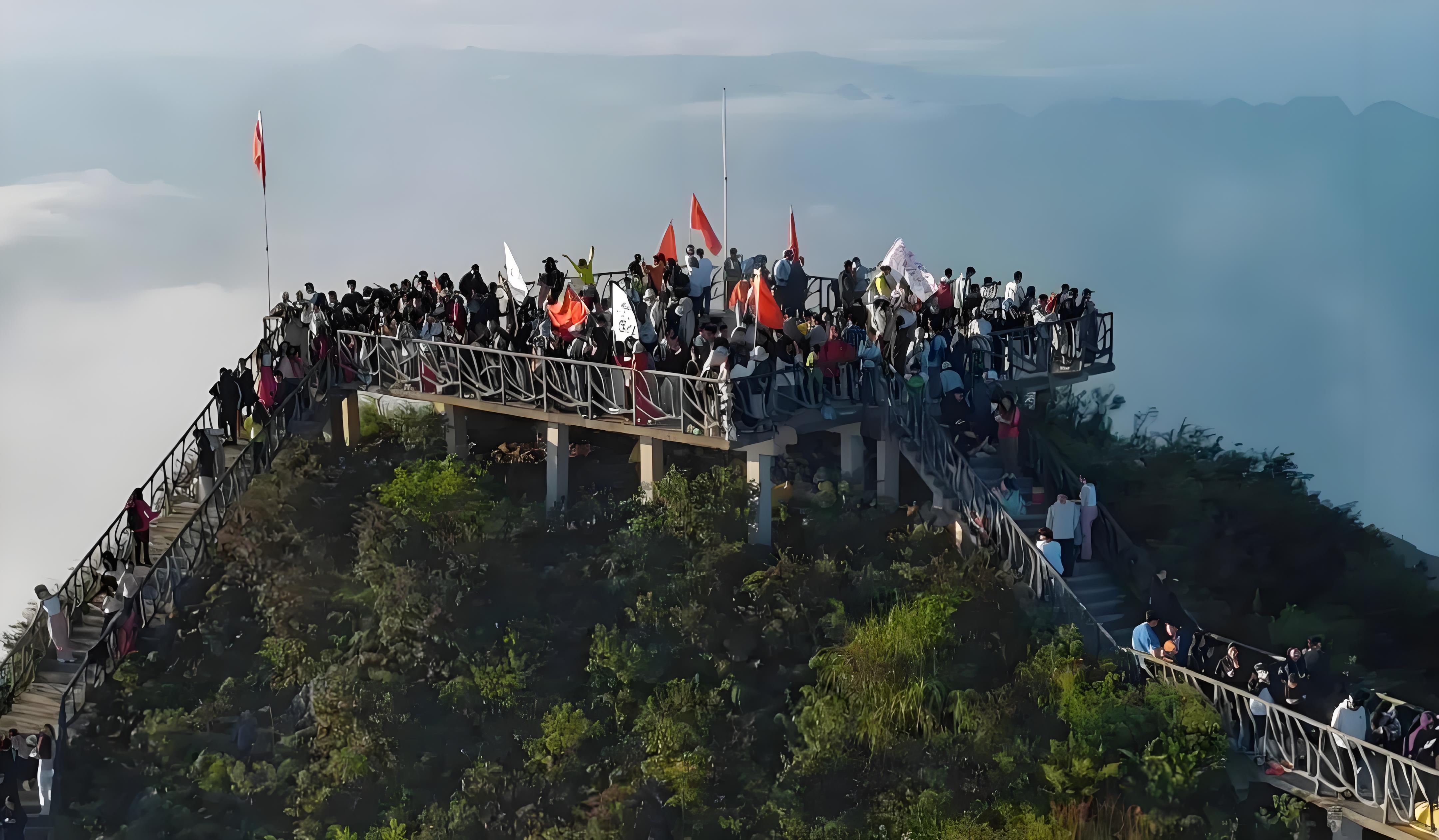 探秘六盘水老王山：一场身心交融的徒步之旅